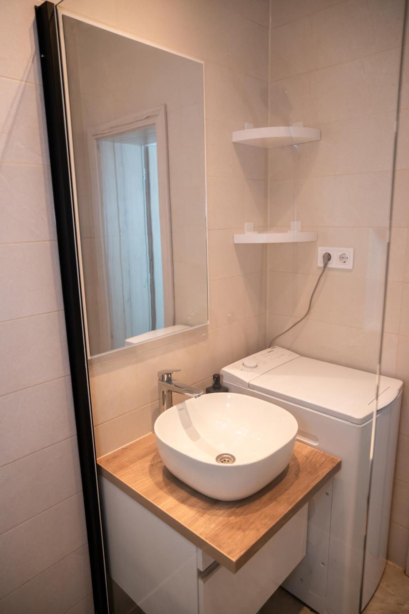 Winestone Corner Apartment Debrecen Ngoại thất bức ảnh