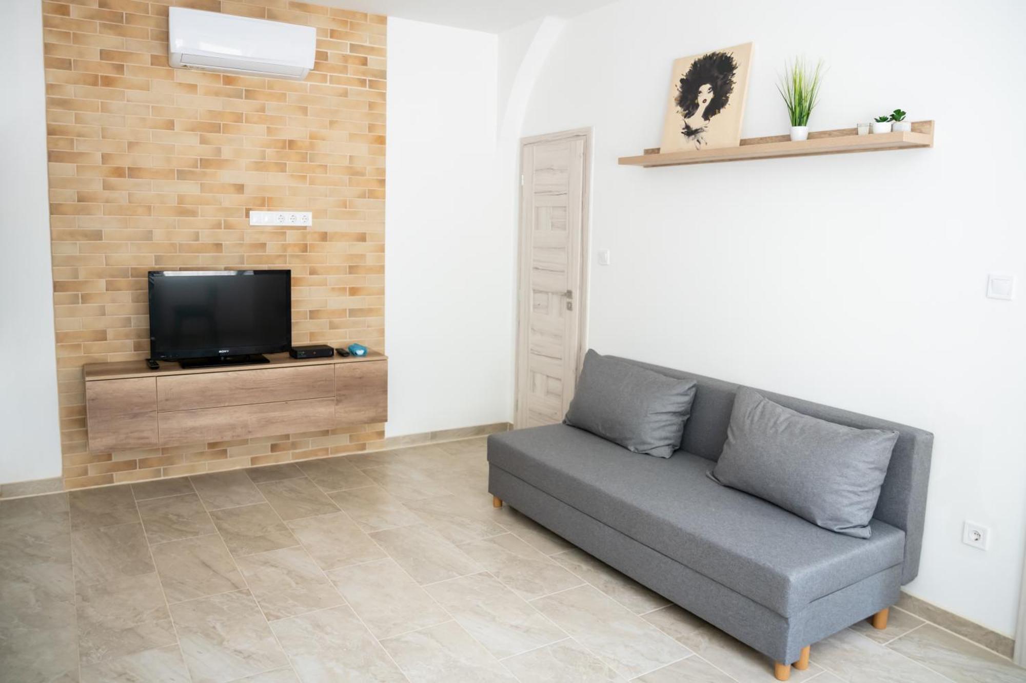 Winestone Corner Apartment Debrecen Ngoại thất bức ảnh