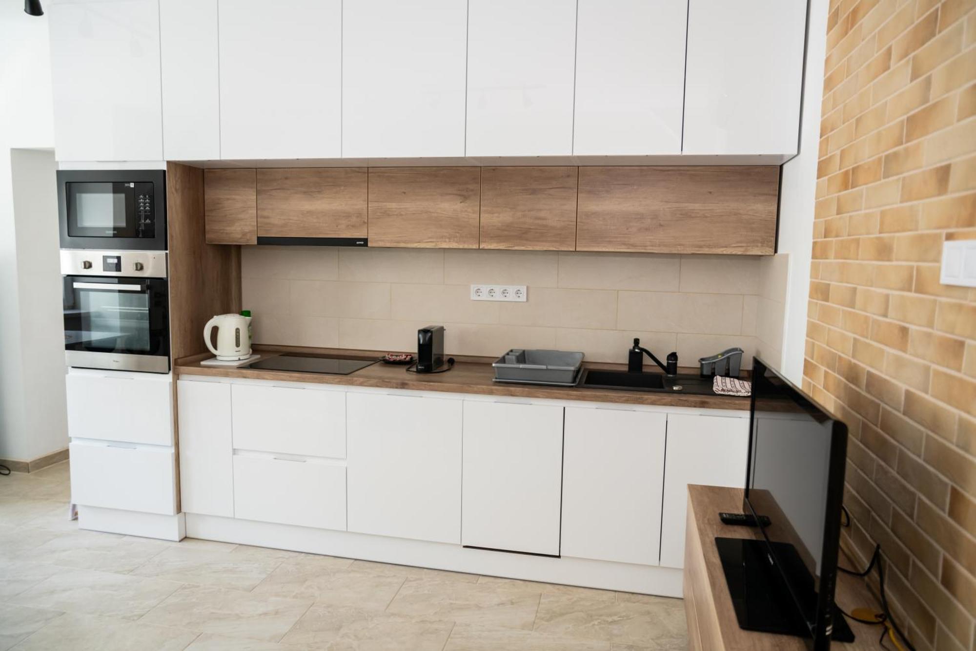 Winestone Corner Apartment Debrecen Ngoại thất bức ảnh