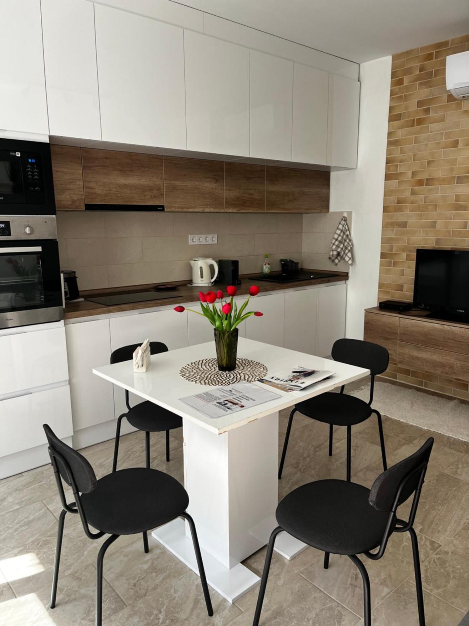 Winestone Corner Apartment Debrecen Ngoại thất bức ảnh